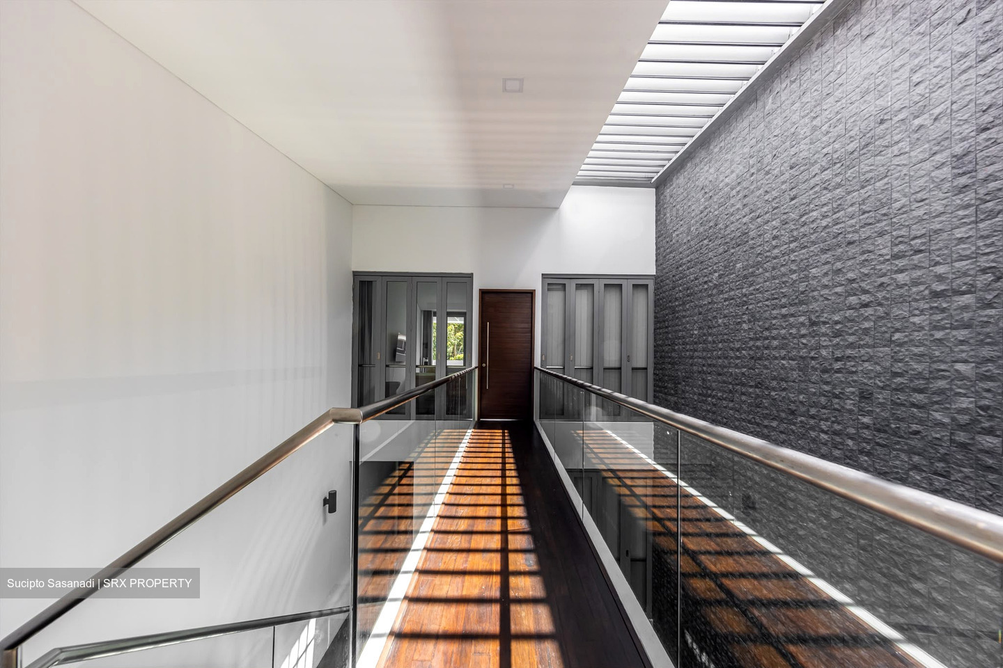 Opera Estate (D15), Terrace #613478901